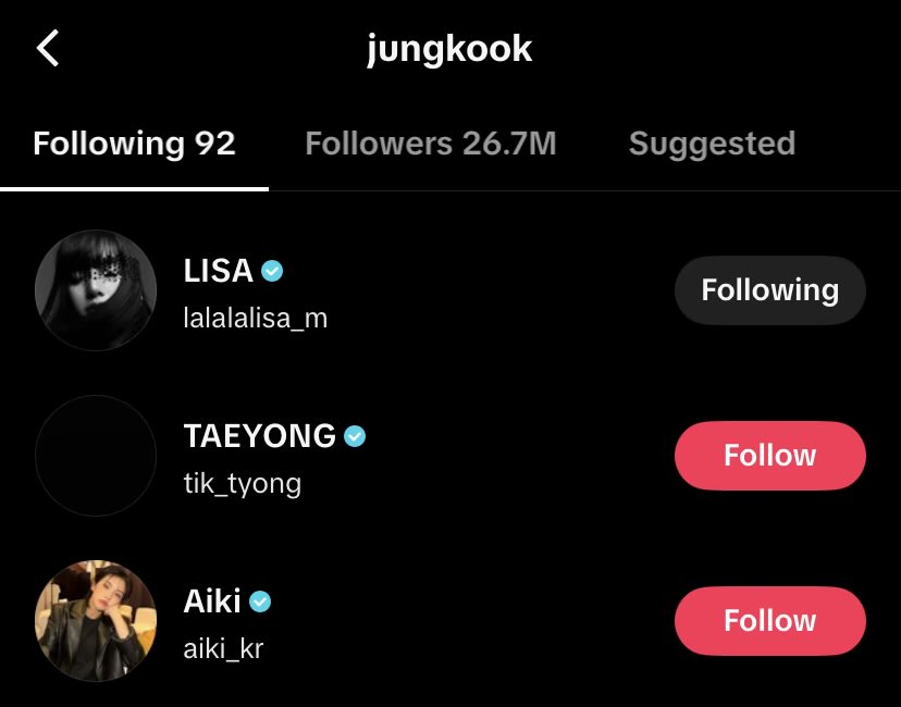 bp shady facts l LALISA DAY tweet media