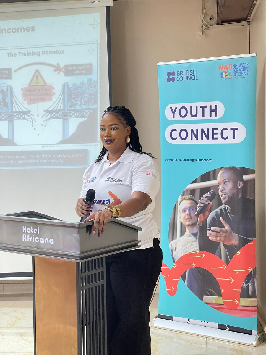 Shifrahmunaka's tweet photo. Exciting day at the National Dissemination Workshop! As a moderator and researcher, I had the privilege of facilitating discussions on findings about challenges affecting young people in Uganda with passionate youth researchers and key stakeholders from government and CSOs. https://t.co/LE97xULHCD