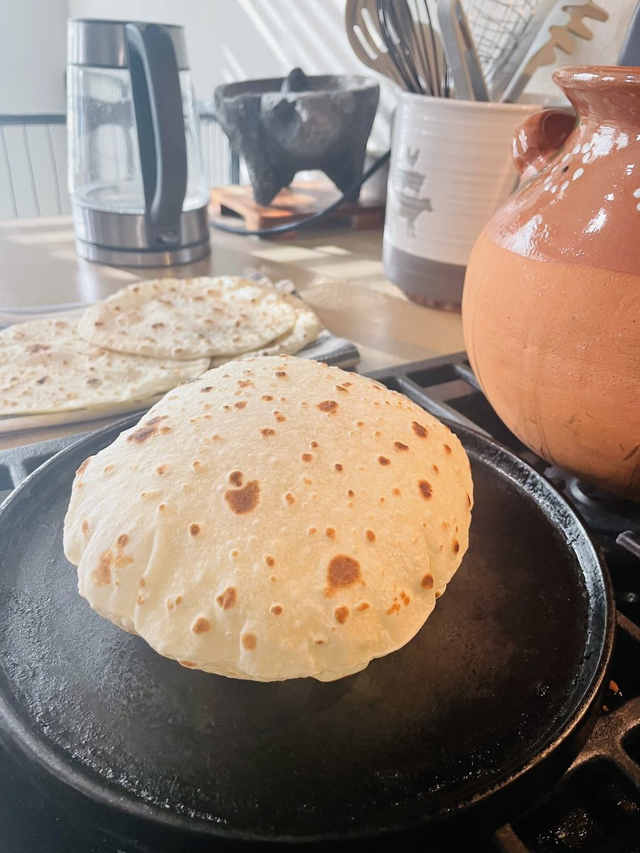 Miranduh tweet media