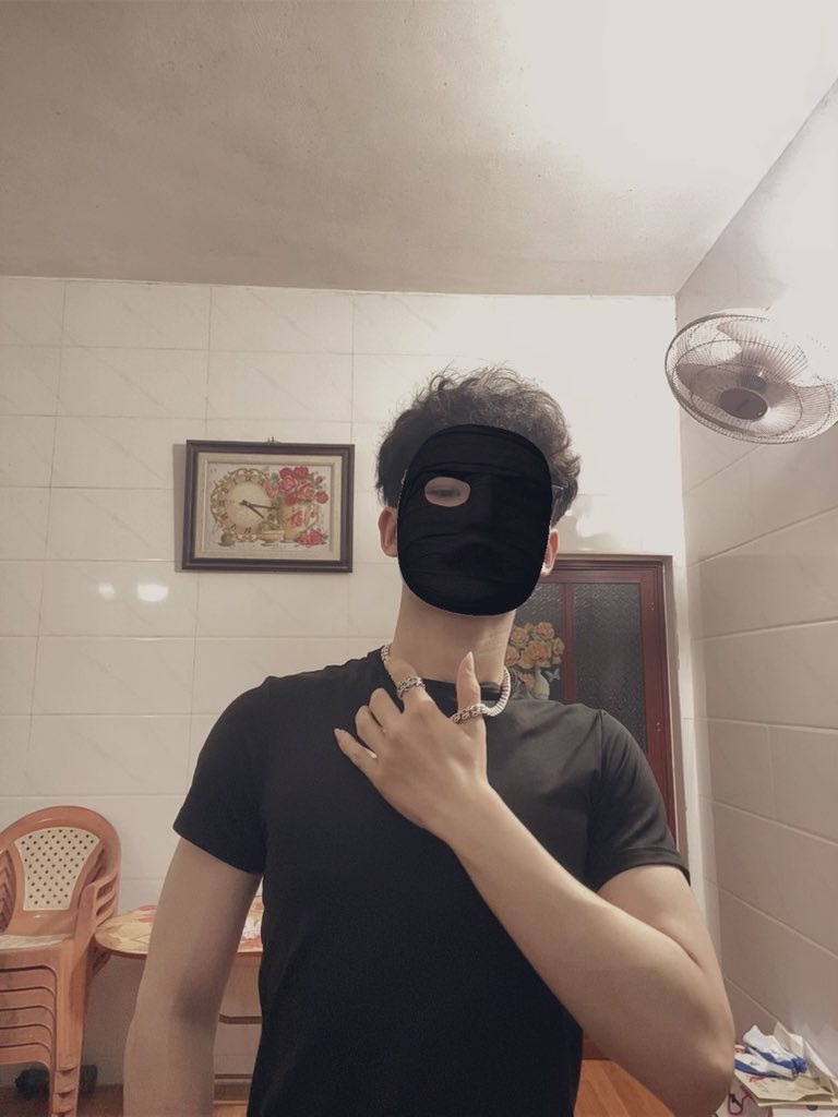 toiyeuphunu tweet media