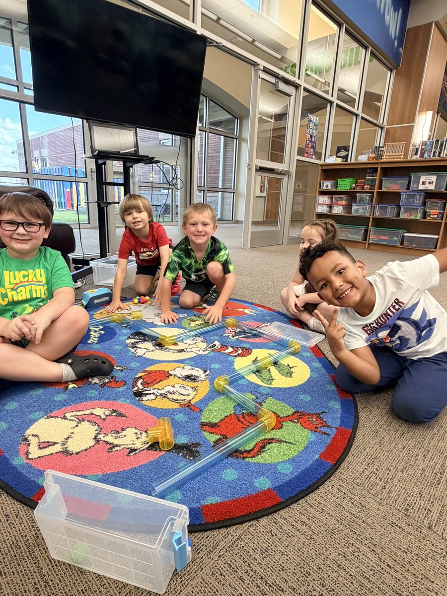 Parr Elementary Library tweet media