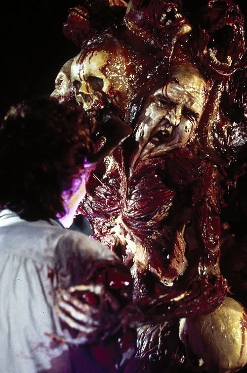 EugWSerra's tweet photo. On May 13, 1988, The Nest infested Los Angeles. #TheNest #FrancLuz #LisaLanglois #RobertLansing #RobertKing #TerriTreas #StephenDavies #DianaBellamy #JulieCorman https://t.co/w0O6aJpDXB