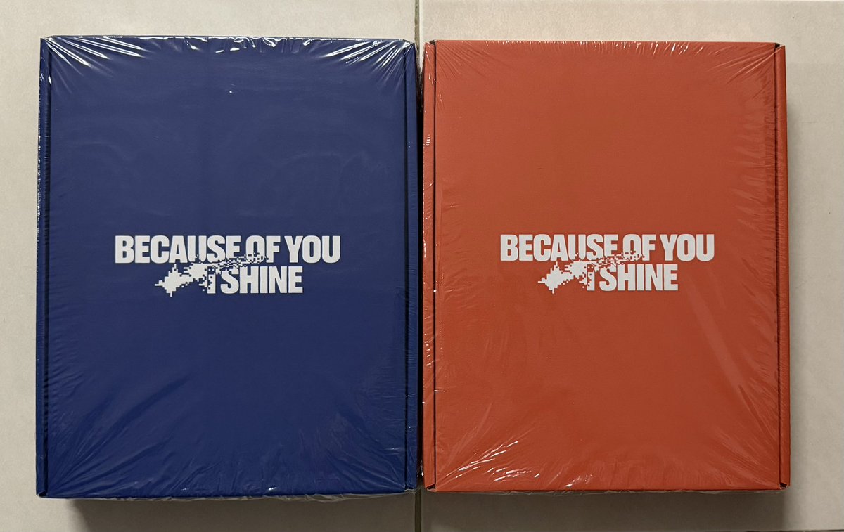 bonussell's tweet photo. { พร้อมส่ง } 
🏷 อัลบั้มเต็ม 🧡warm ray 1 💙starlight 1
📦 เคยแกะเช็คของเฉย ๆ ค่ะ
🛒 เวอร์ละ 500฿ ส่งฟรี

สนใจสามารถ Dm มาได้เลยค่ะ 
#ตลาดนัดbus https://t.co/4KeOfK8yIX