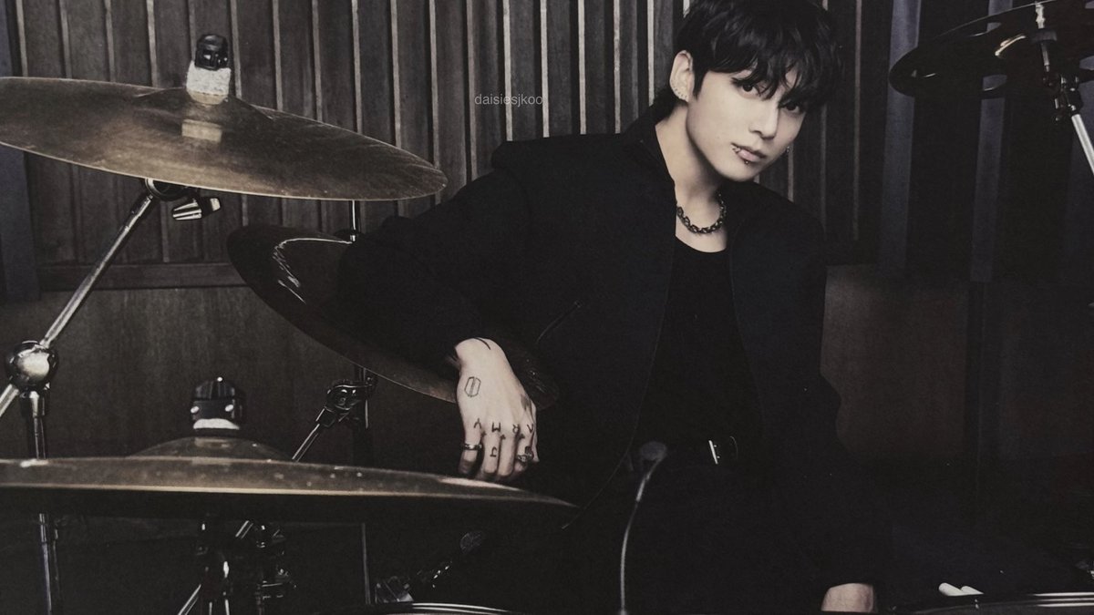 daisiesjkoo's tweet photo. jungkook scans arirang rooted in music

feel free to use, but please don’t remove watermark https://t.co/iAIGyDJfkk