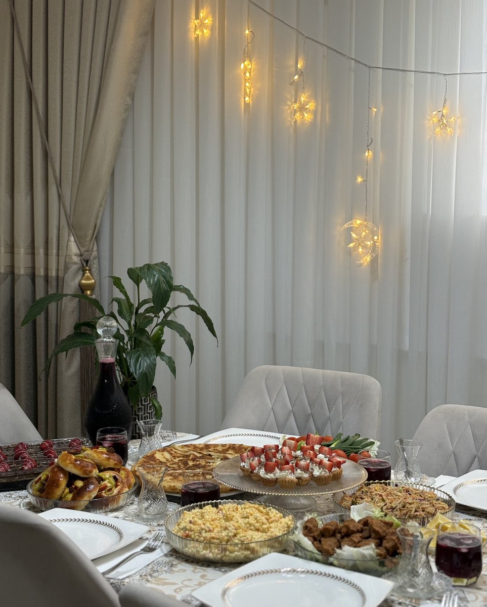 aishanour tweet media