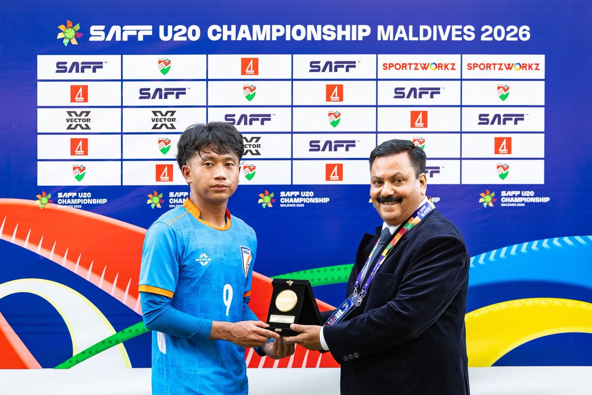 Kol_Football's tweet image. SAFF U-20 Championship Maldives 2026

INDIA 3-0 PAKISTAN

Scorer: Vishal Yadav, Omang Dodum-2 (Pen)

#BlueColts #U20SAFF2026 #INDPAK #IndianFootball
[SAFF U-20 Championship, Indian Football]
Pic - South Asian Football Federation -SAFF