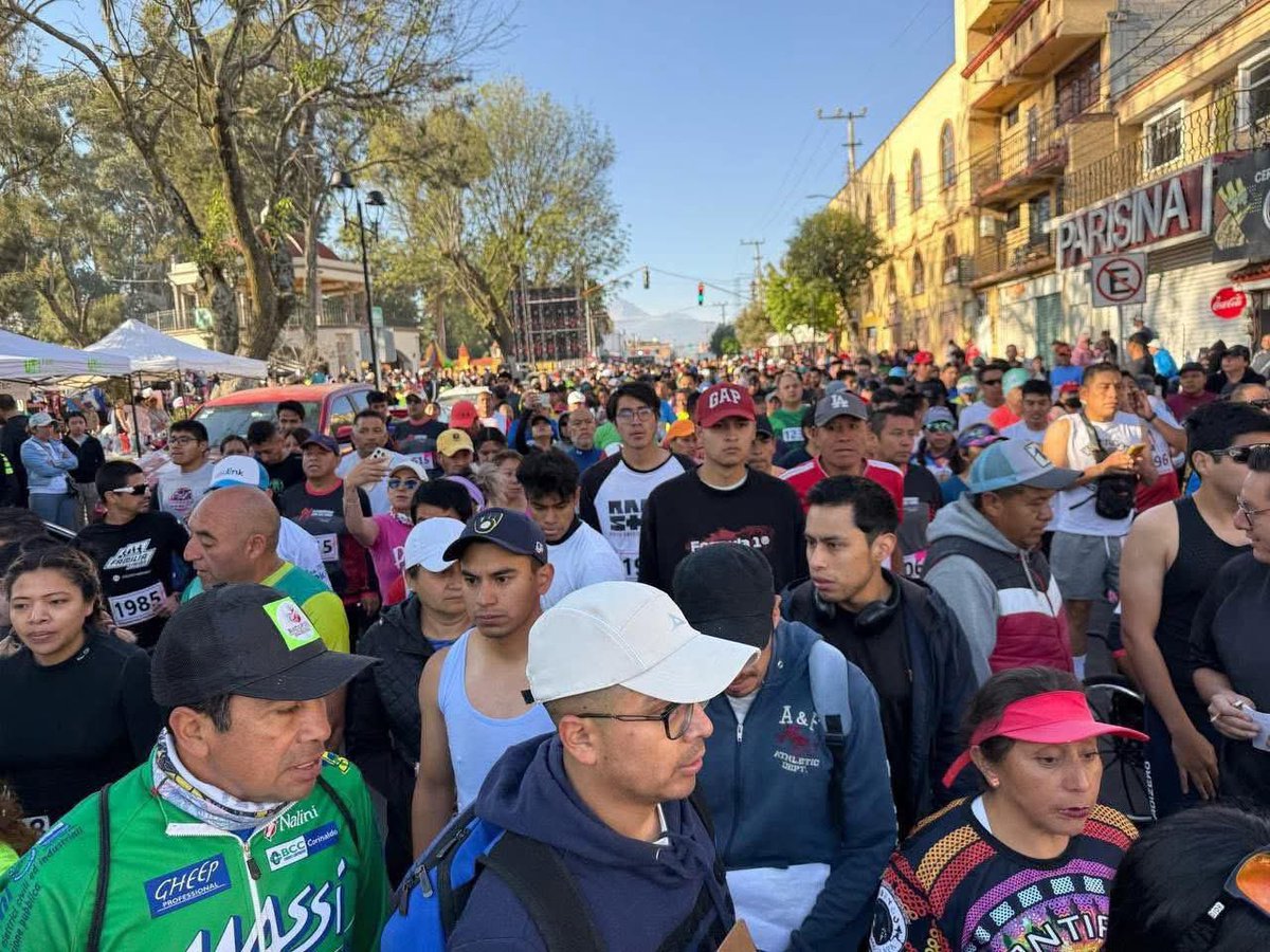 ReporteToluca's tweet image. 🌮 #Ufff 🏃🏻‍♀️‍➡️🏃🏻‍♂️‍➡️ Ya viene la Carrera Atlética Inclusiva “Del Taco 5K” en Zinacantepec

Toda la información aquí 🌐reportevalledetoluca.com/invitan-a-la-3…