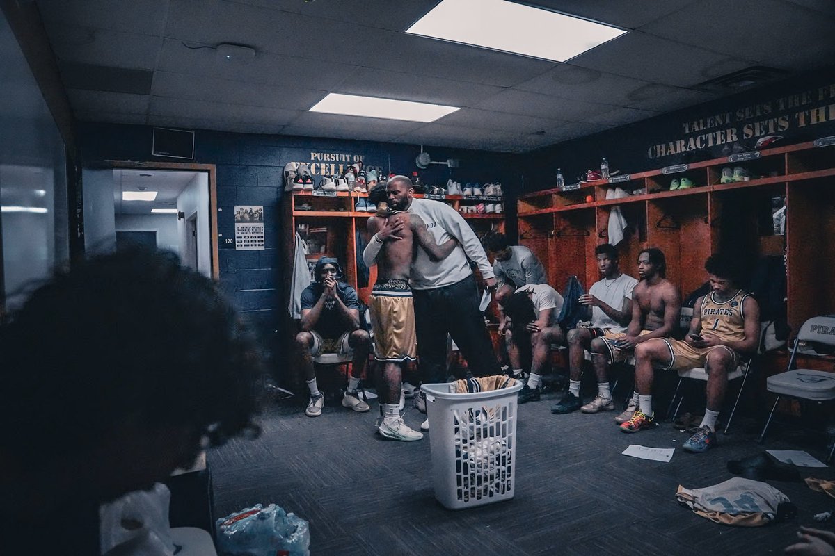 Coach Bobbye “Beay” Hill tweet media