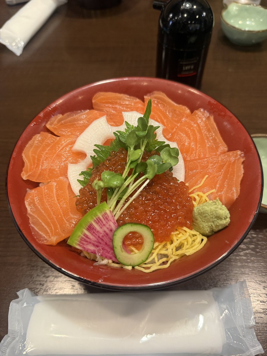 tt__ss3's tweet photo. 金沢です、どうぞ https://t.co/1Se1zDI0uv