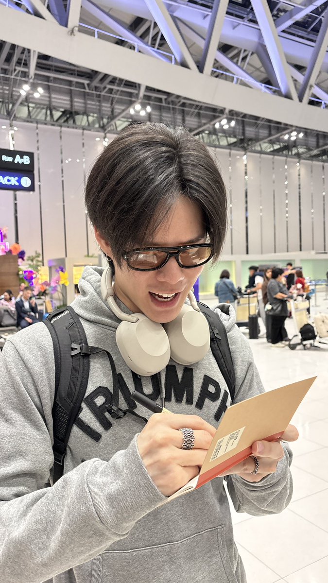 พอพอเองจ้า 🌝 tweet media