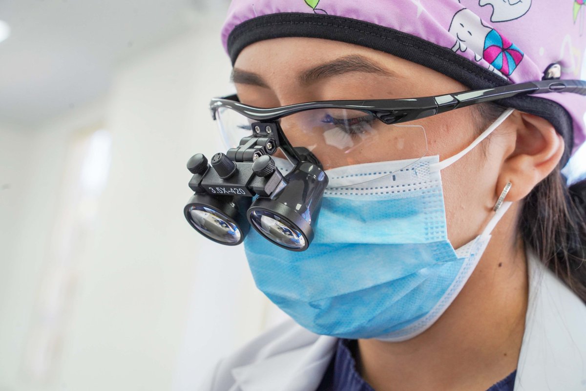 Unach_ec's tweet image. Recorrido institucional en los laboratorios de Odontología 🦷

✔️ Tecnología
✔️ Infraestructura
✔️ Formación práctica
La Unach fortalece la calidad en la educación superior.
#UnachEnMovimiento #EducaciónSuperior #Salud #Gestion