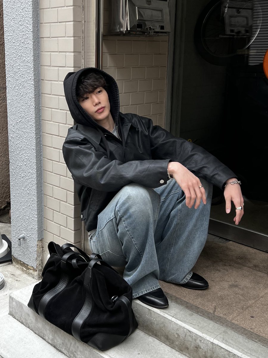 sggenya's tweet photo. イケてるメンズは
バッグの中もイケてる
らしい https://t.co/pSGlKpycwg