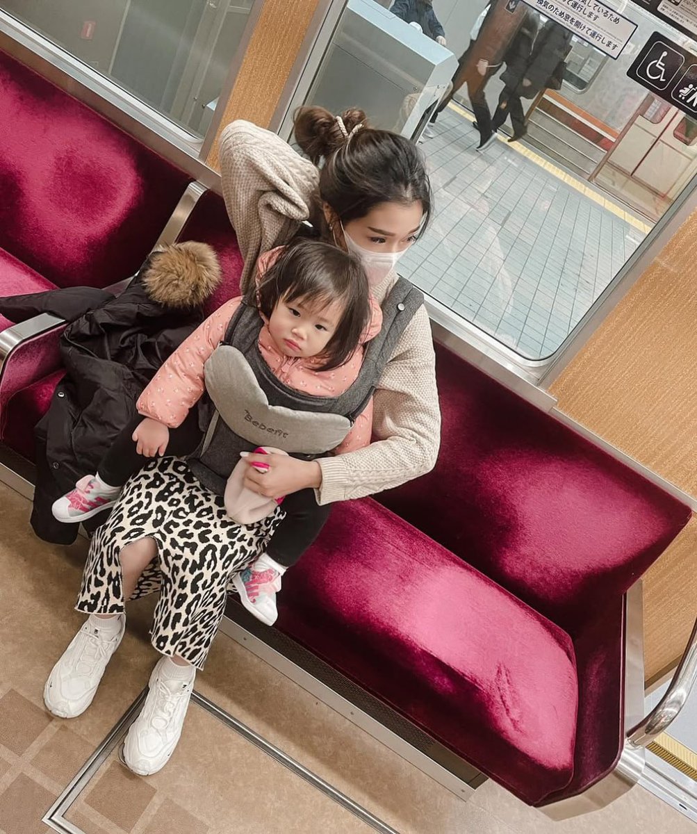 sherry雪莉-空服單親媽媽 tweet media