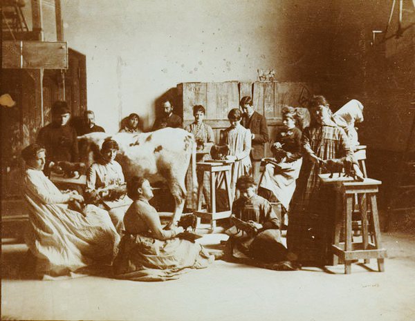 #WOMENSART tweet media