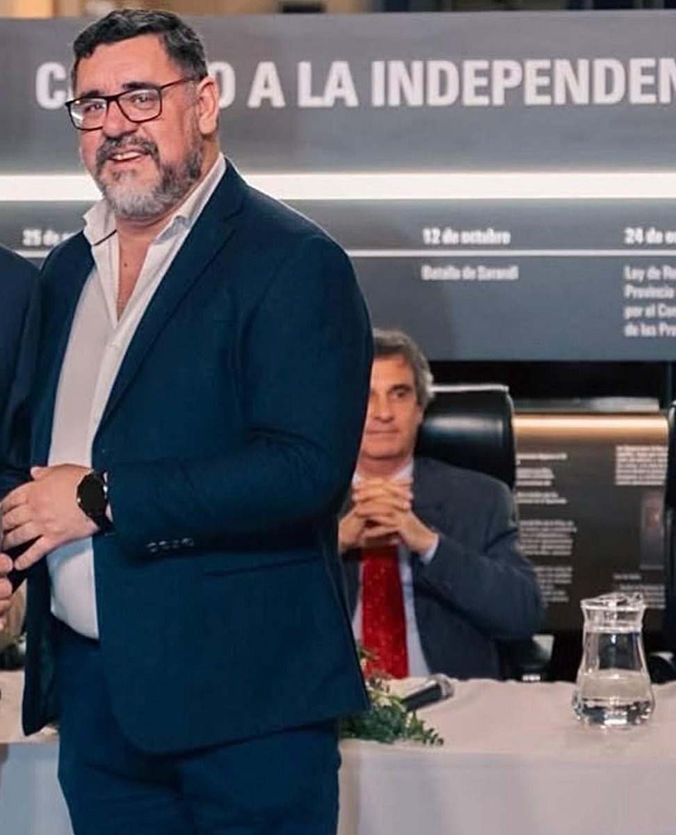 Pica la naranja tweet media