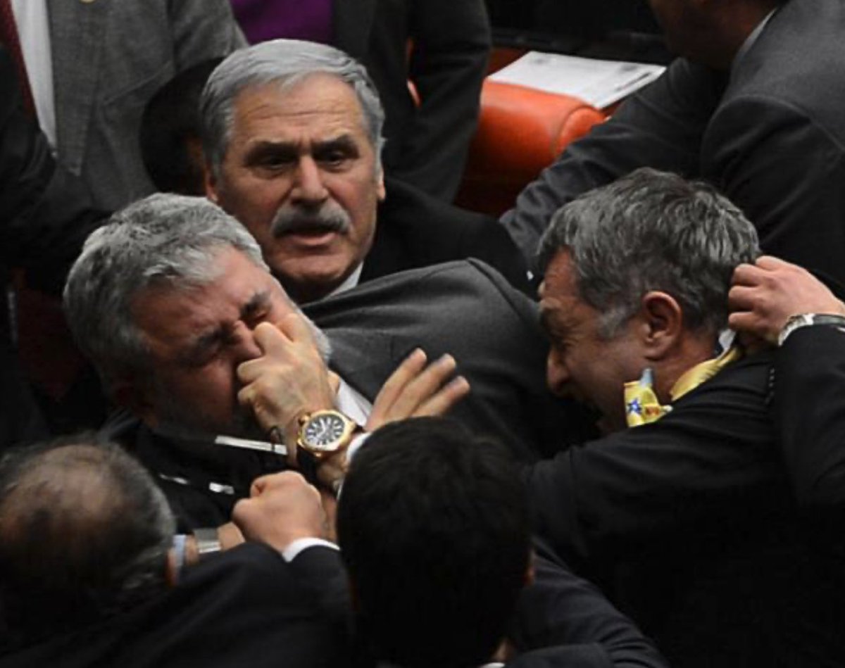 Şirin Baba tweet media