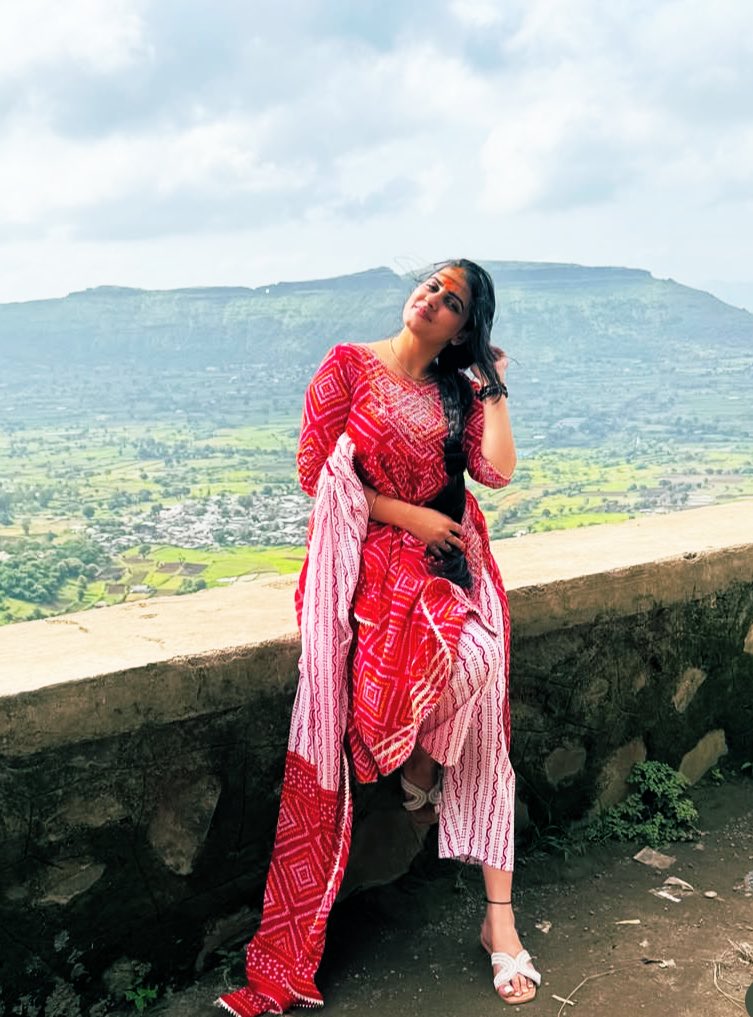 प्रज्ञा दुबे 💗🌹❤️ tweet media