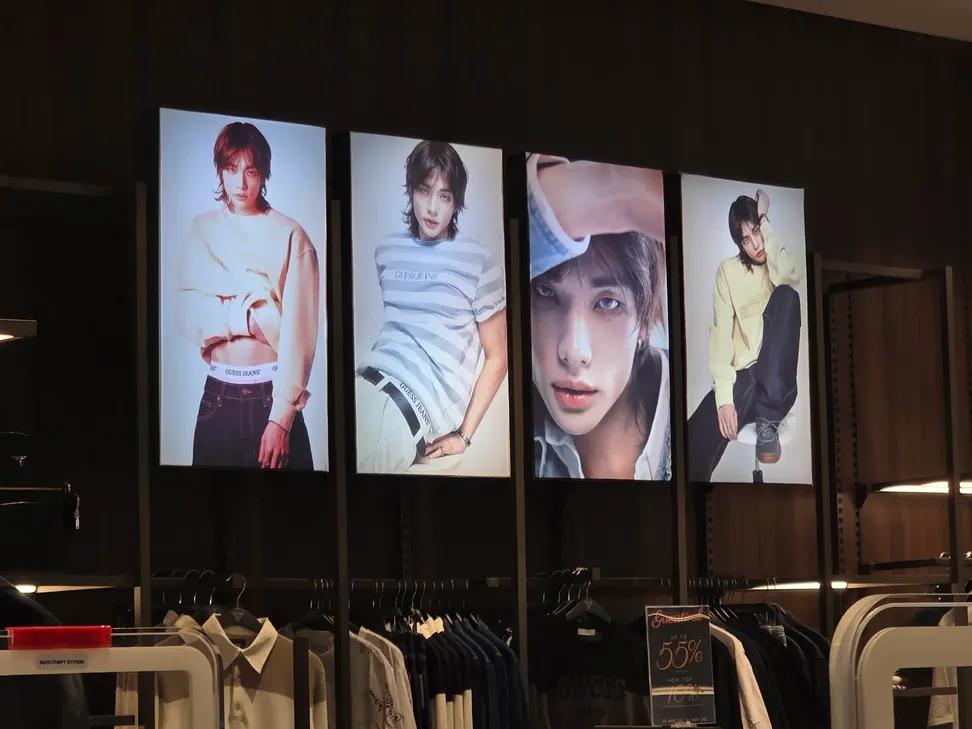 HYUNJIN VIRAL tweet media