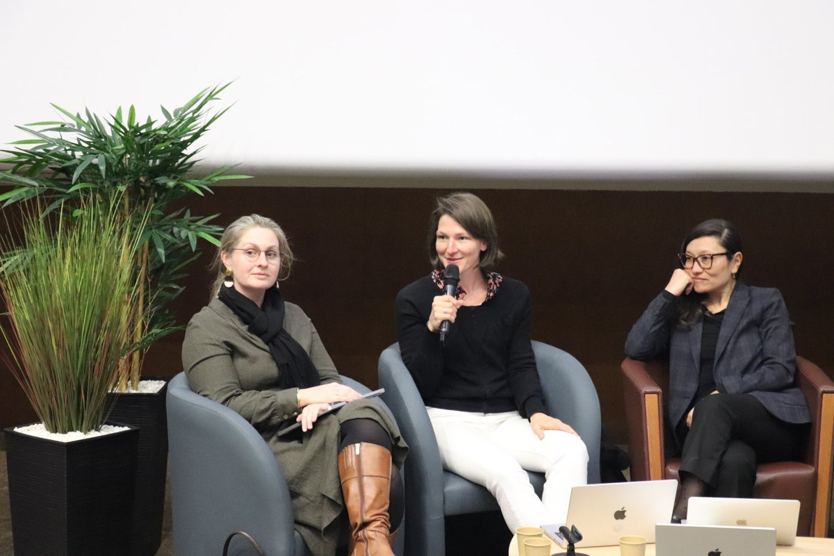 umontpellier's tweet photo. 🌍 Retour sur l’événement “Limites planétaires” Ce 26 mars, le groupe CAT en résidence à l’Institut #MAKIT a présenté ses travaux sur les “planetary boundaries” et leurs implications pour le #droit de l’ #environnement

👉 https://t.co/dL6Z5ORCtS https://t.co/BOd5udO8ba