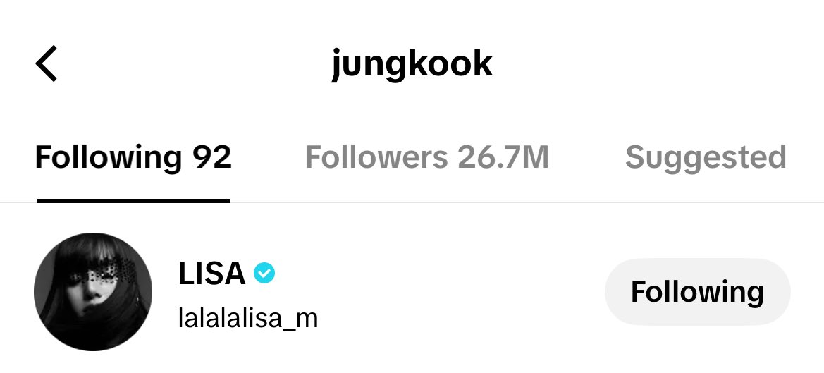 jikoomiluvr's tweet photo. GIRL WTF DO YOU MEAN JUNGKOOK IS FOLLOWING LISA ON TIKTOK??!?!?! https://t.co/pK52PX3YGF