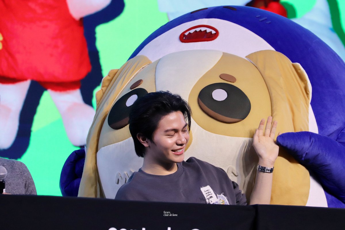 from, clairdelune. tweet media