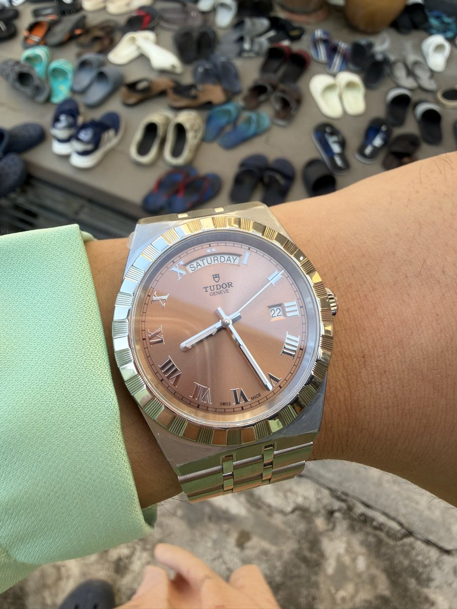 watchcollectionhobby tweet media