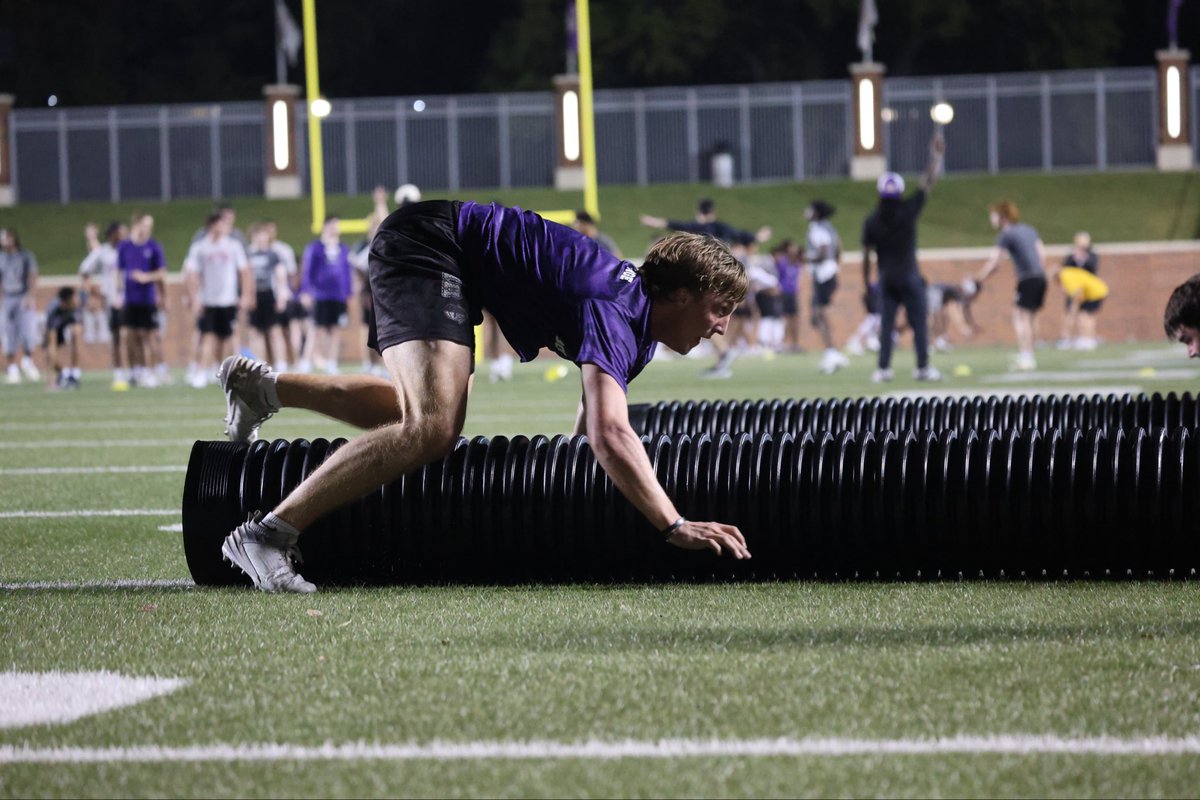 UMHB Football🏈 tweet media