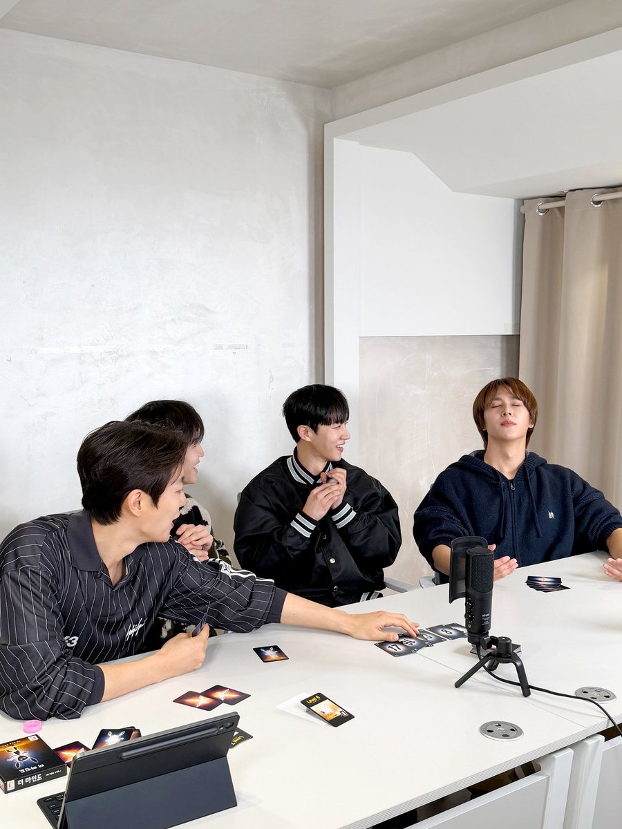 하이라이트(HIGHLIGHT) tweet media