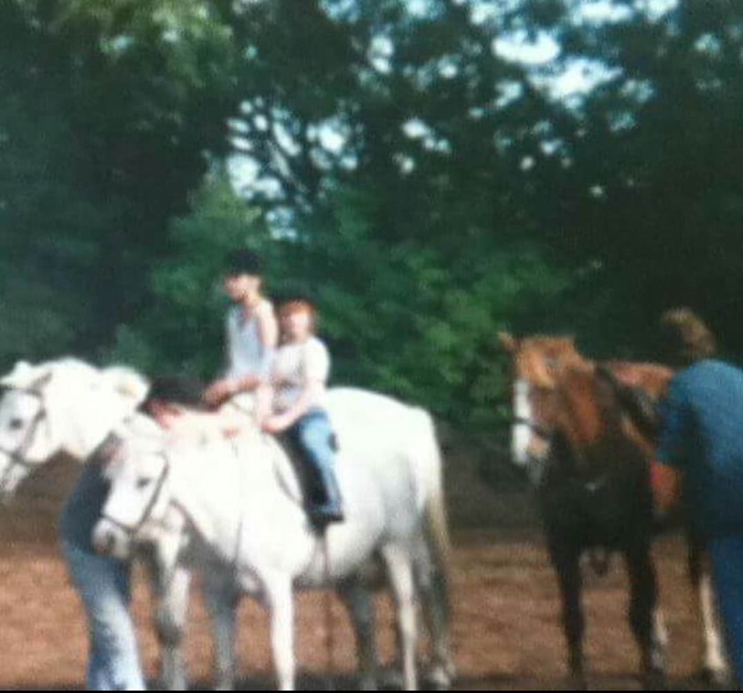 selena jane kearns 🇺🇦. SJ tweet media