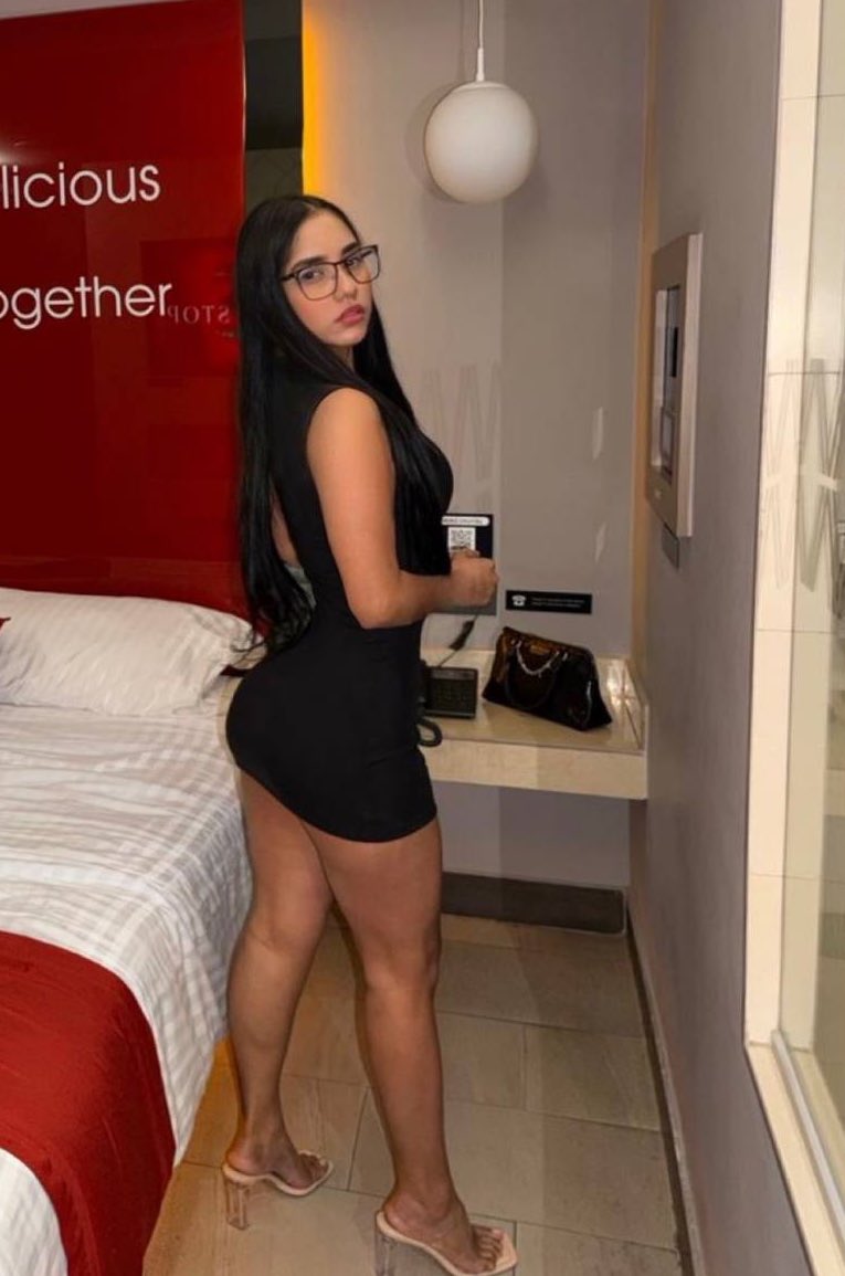 Mia Russiel tweet media