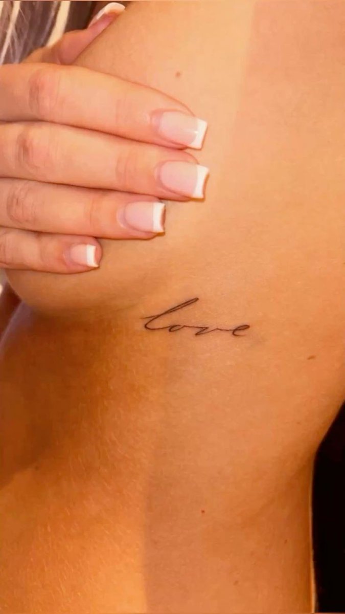 Jennifer Aniston tweet media