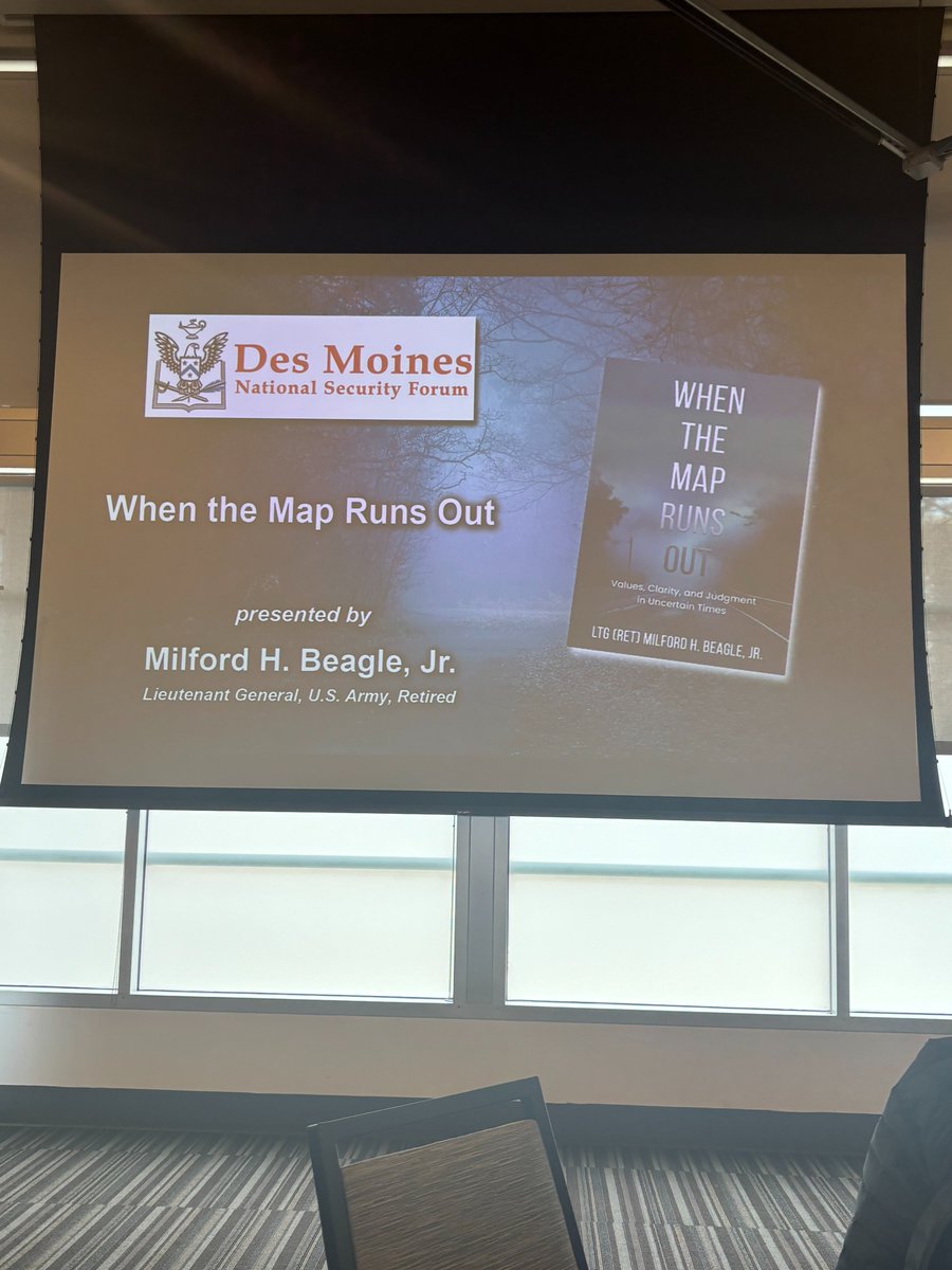 Beags_Beagle's tweet photo. Awesome trip to Des Moines, Iowa. New place; new adventures. #Staycalibrated https://t.co/OXzusg0ZBc