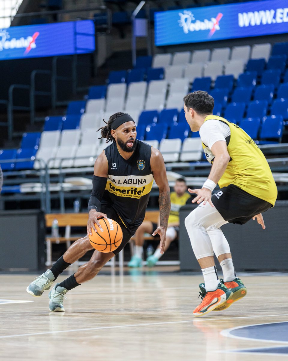 La Laguna Tenerife tweet media