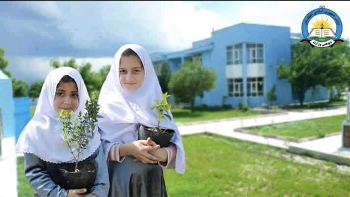 Liza_Muslim's tweet photo. We respectfully and earnestly request the current authorities to reconsider and suspend the concept of the secondary order and allow girls to resume their education, because education is their fundamental and natural rights. https://t.co/wxoKU8Mh24
