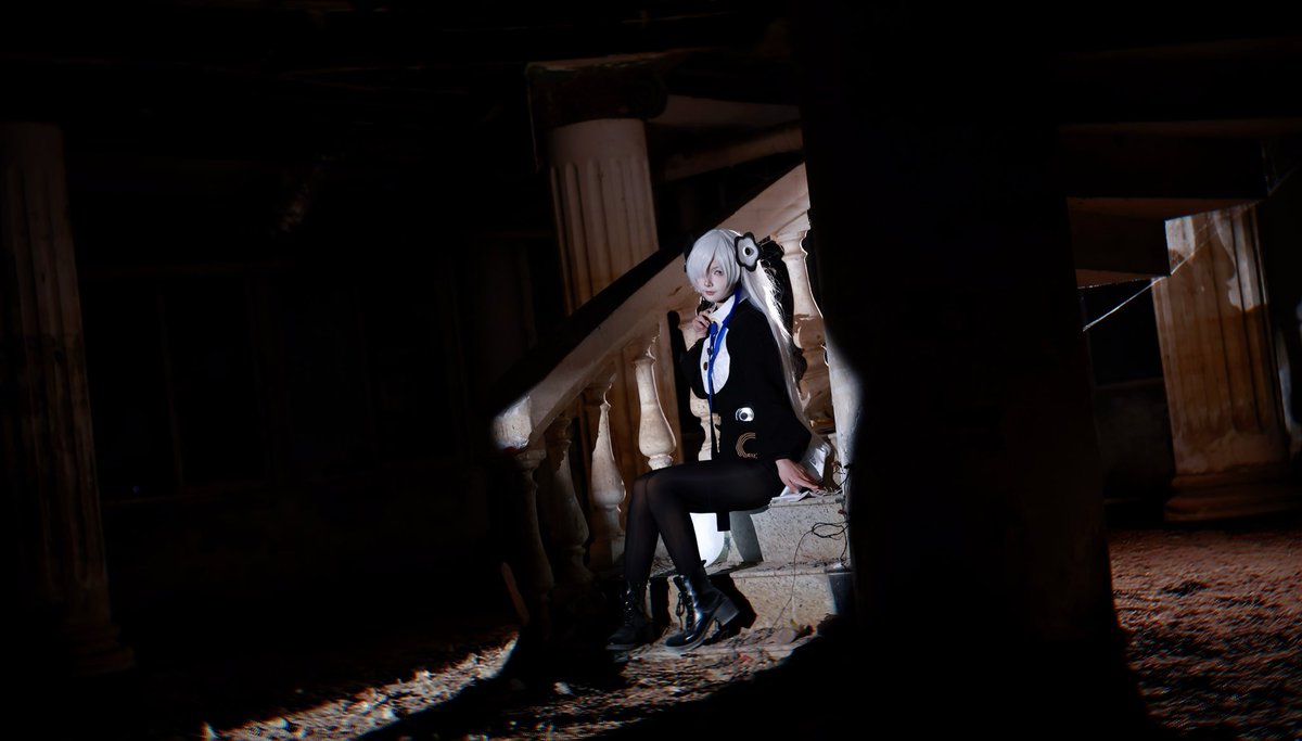 ill027Coser's tweet photo. Fly to the moon.

#ヰ世界情緒美術部
#神椿変身部 https://t.co/3diBaAVoZV