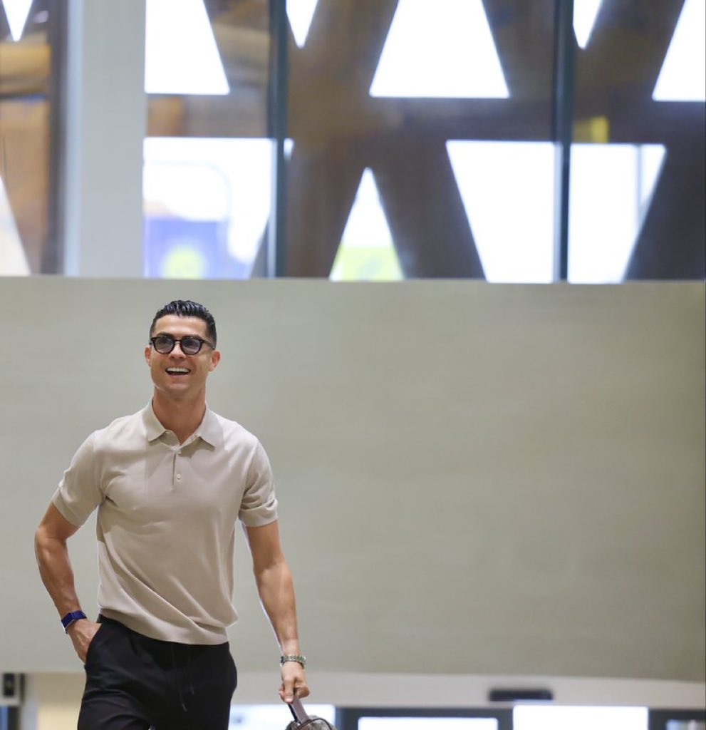 سامي tweet media