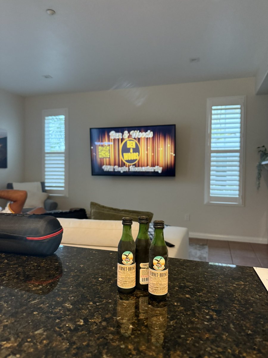 toside19 tweet media