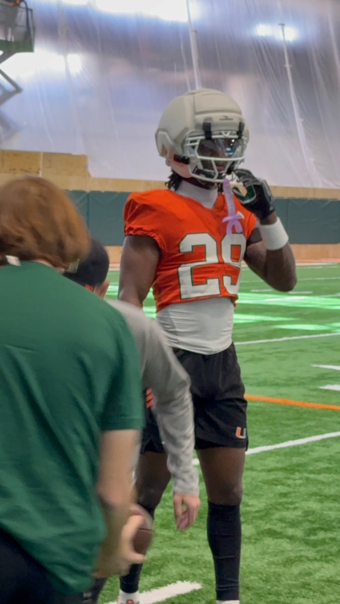 Caneville tweet media