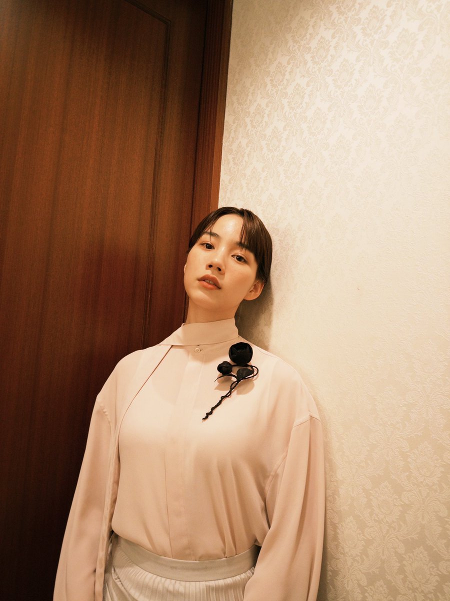 のん official tweet media