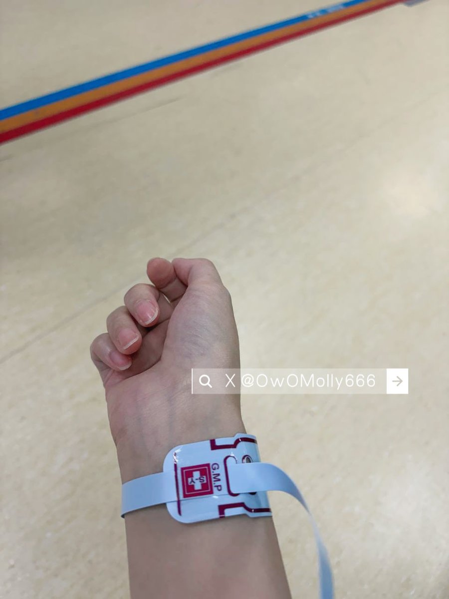 Molly茉里🌙 tweet media