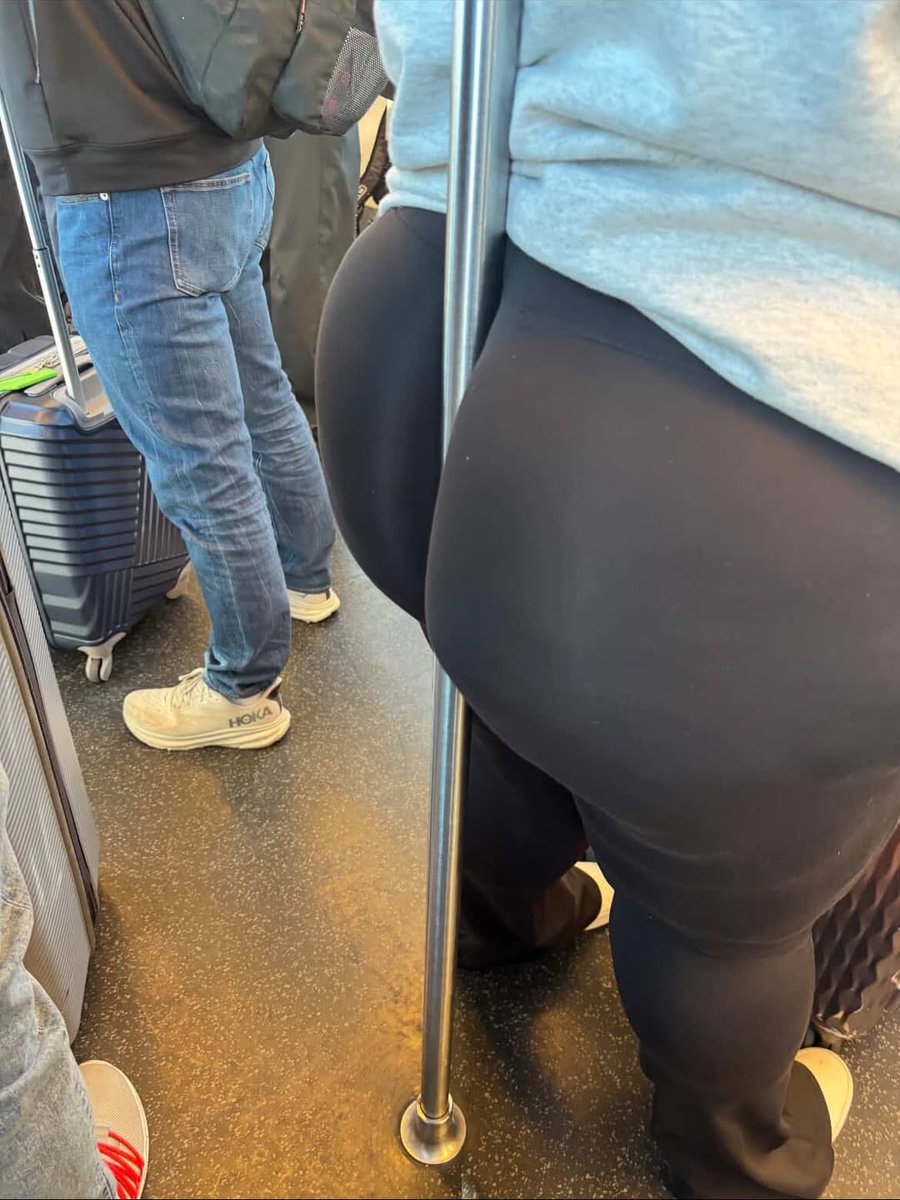 Planet Of Memes tweet media