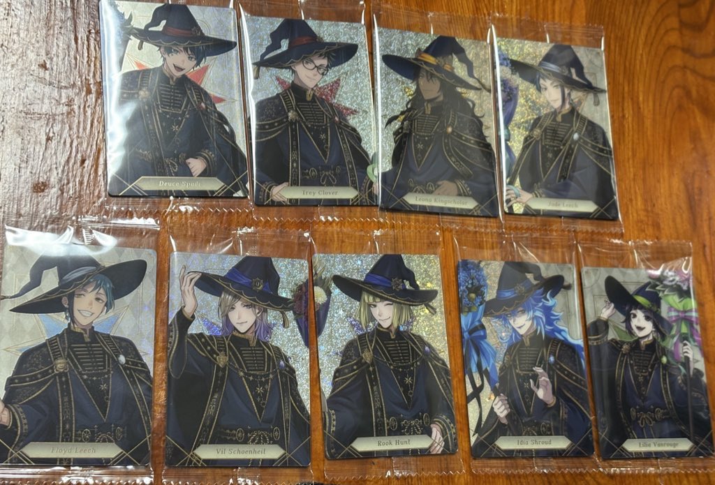 ささみさんのお取引あかうんと 31日発送 tweet media