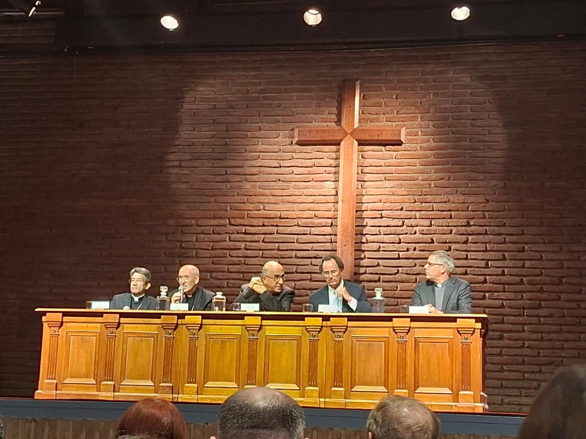 Embajada de Cuba en Chile tweet media