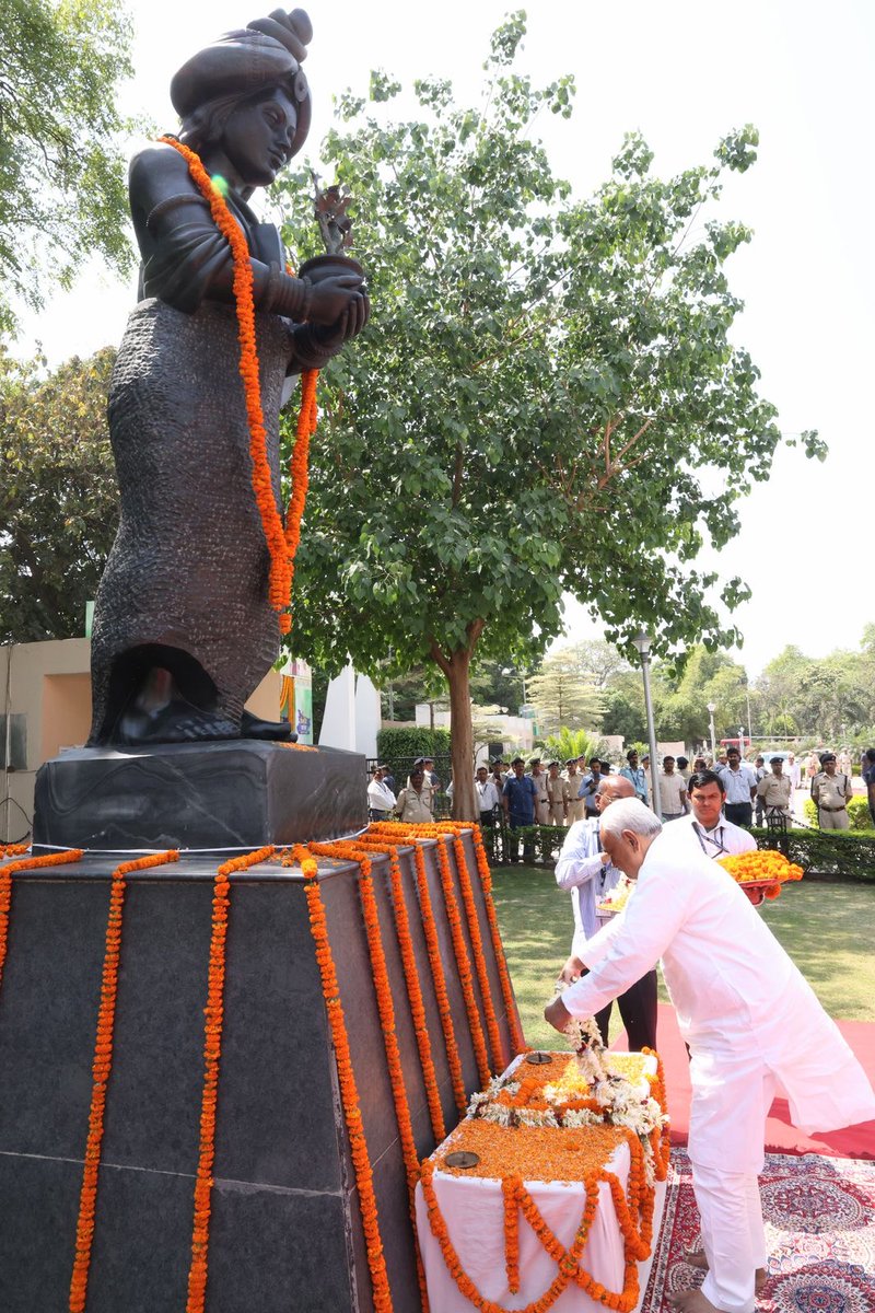 Nitish Kumar tweet media