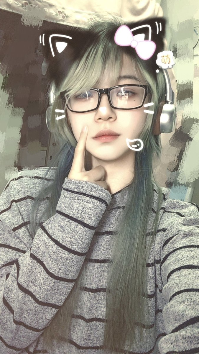 就把祝福别在襟上吧。 tweet media