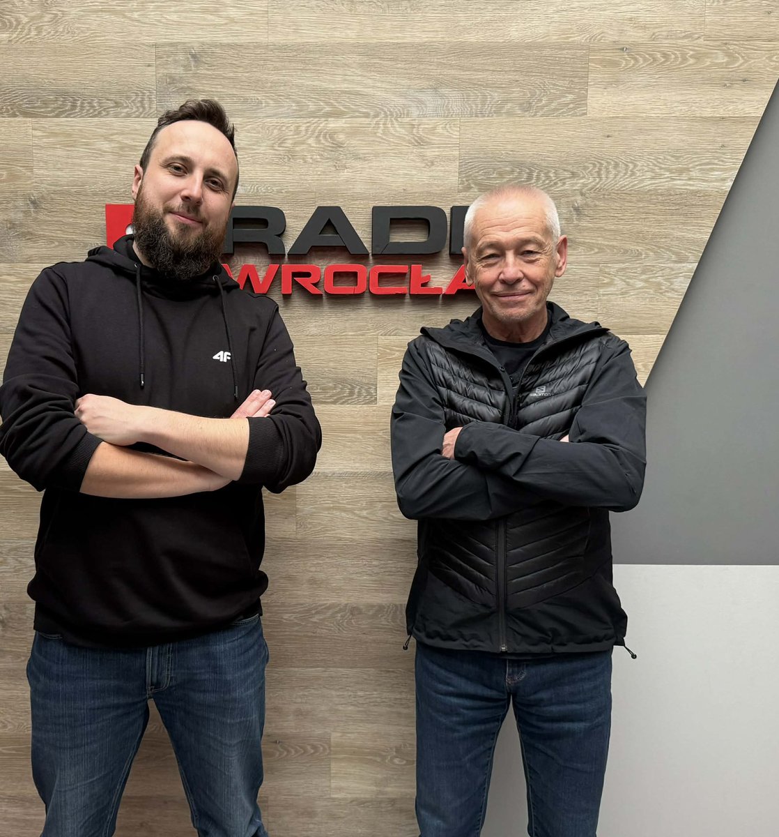 Gościem Radia Wrocław dzisiaj himalaista Piotr Pustelnik , który w ciągu 20 lat zdobył czternaście ośmiotysięczników, kompletując tym samym Koronę Himalajów i Karakorum.  Dokonał tego jako trzeci Polak i dwudziesty człowiek na świecie.