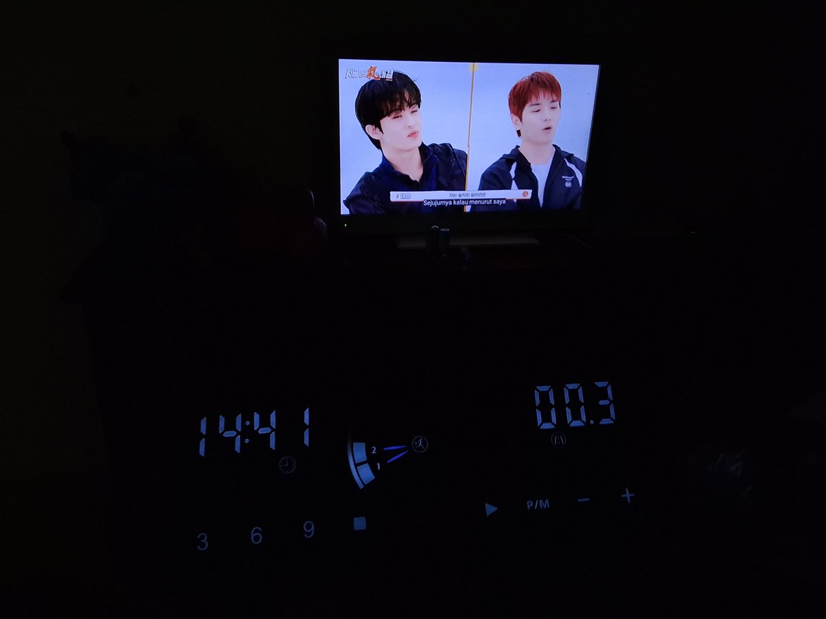 Val 🧀 tweet media