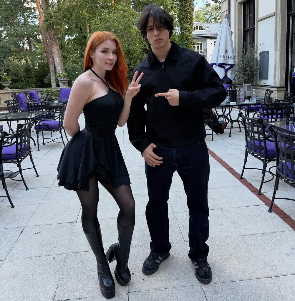 • “Turn your wounds into wisdom.”
حوّل جراحك إلى حكمة.