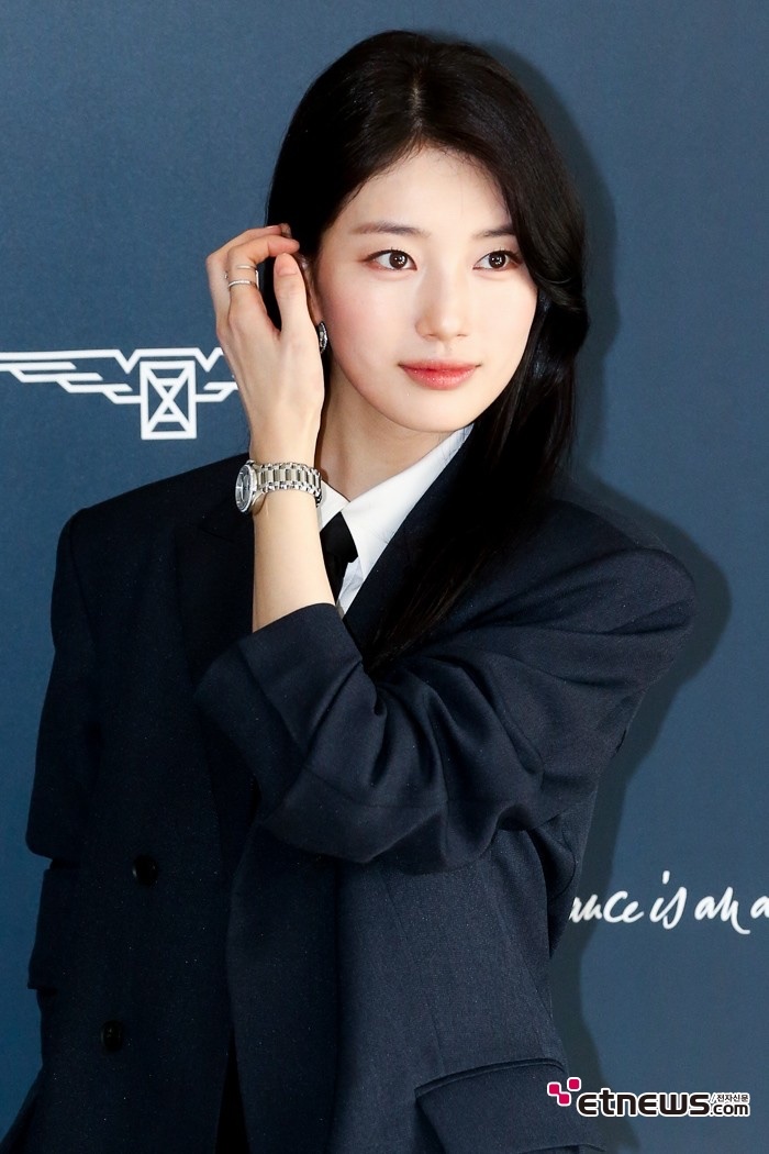 BAE SUZY base 수지 (@suzypopbase) / Posts / X