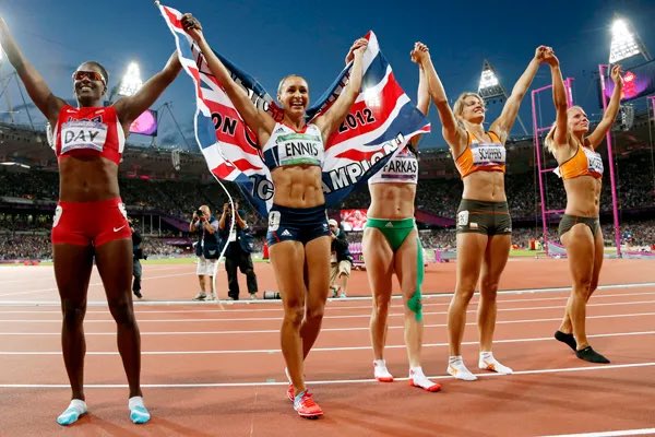 Samantha Smith tweet media